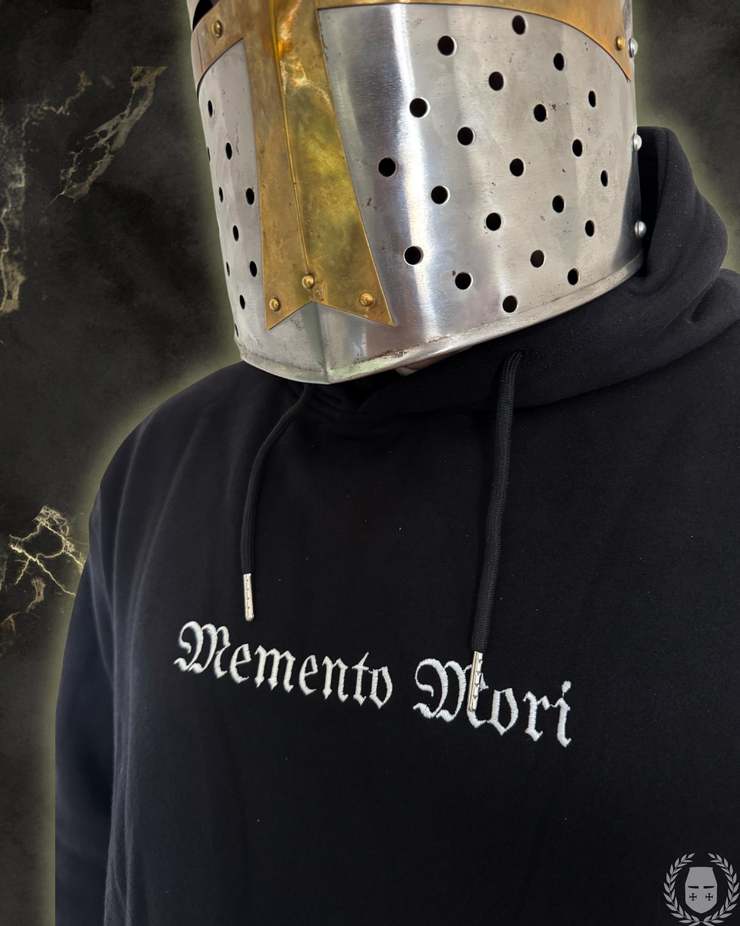 MEMENTO MORI - Hoodie (100% Cotton)